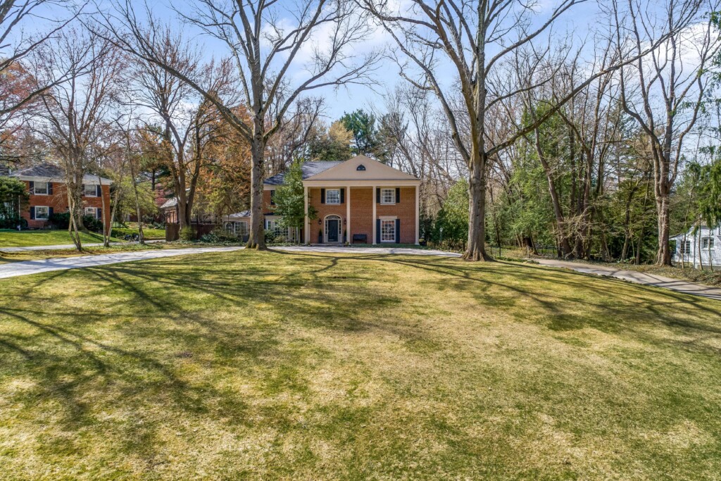 Stunning Colonial in Highly Desired Fairlawn Heights Exactly Real