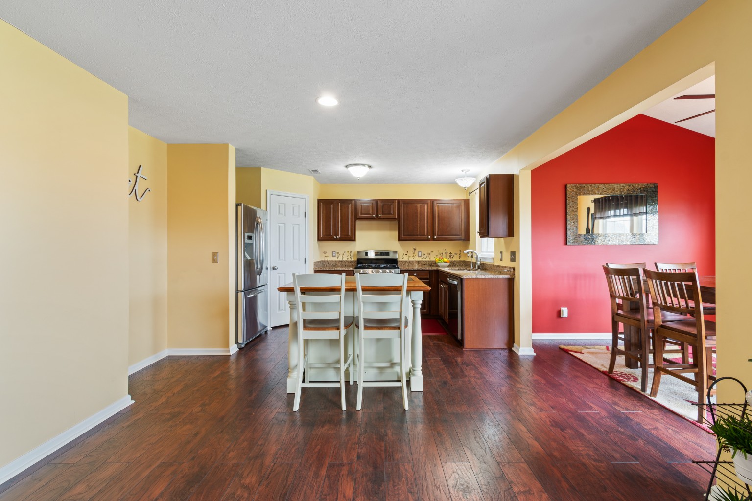 North Ridgeville Gem CuldeSac Comfort Exactly Real Estate Flat